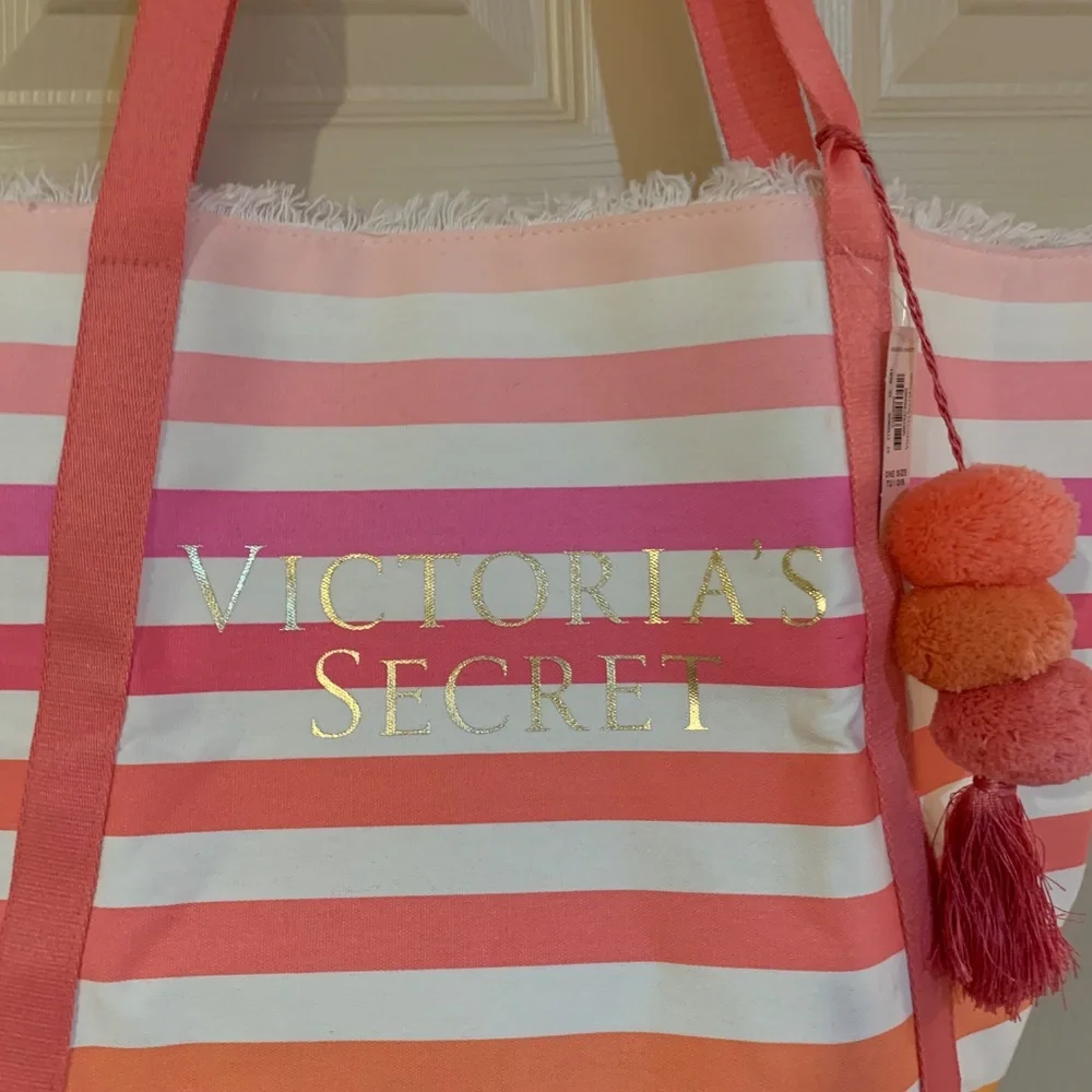 NWT Victoria’s Secret Pink/White Tote Bag